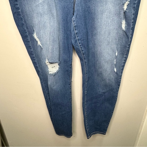 Torrid Sky High Skinny Premium Stretch High-Rise Jean Size 24 - Picture 7 of 15